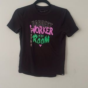 Under Armour project rock boys T-shirt, size small